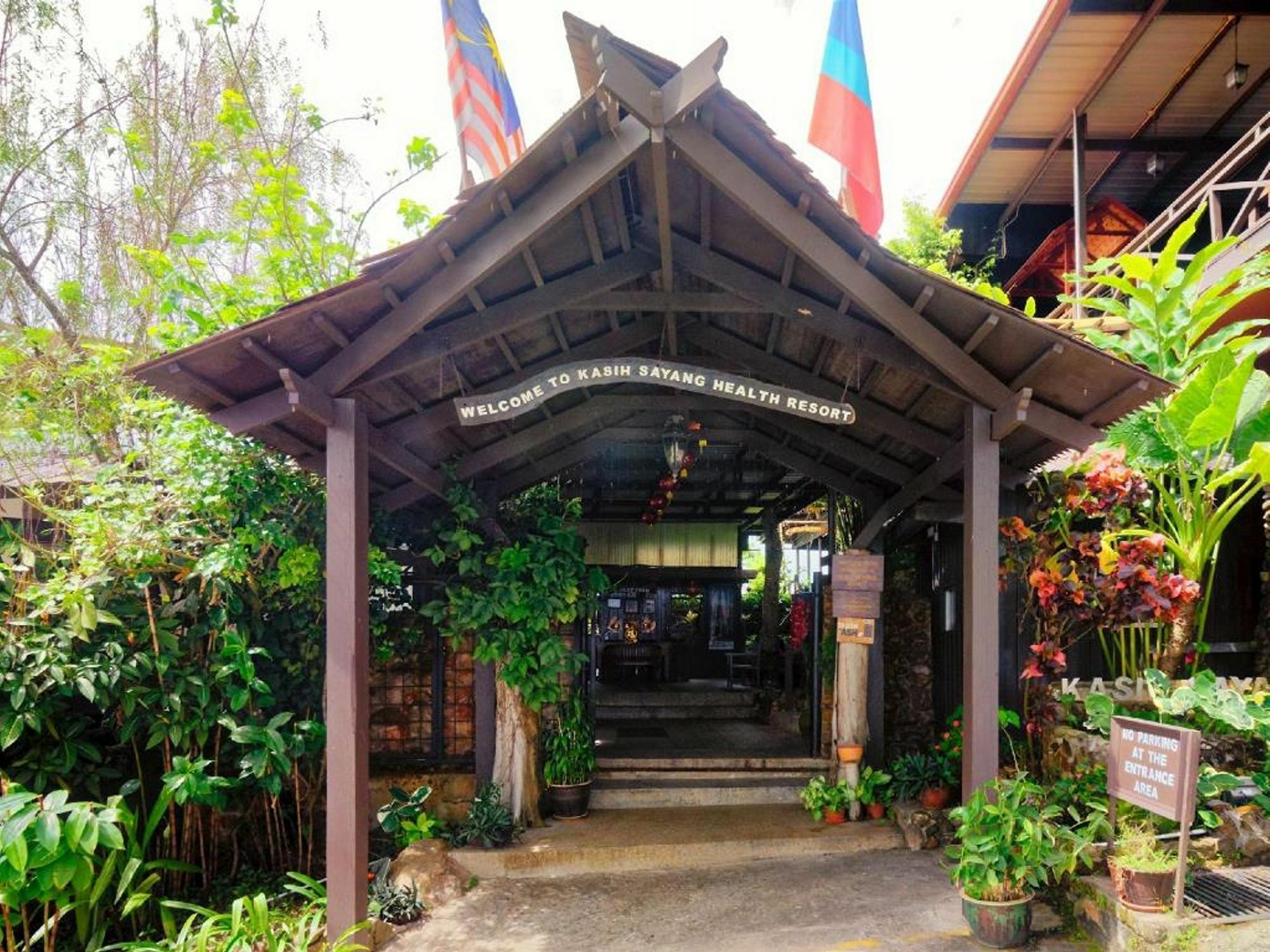 Kasih Sayang Hill Resort Kota Kinabalu Exterior foto